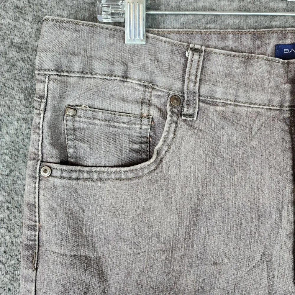 Bandolino Jeans Womens 12 Mandie Gray Straight Leg Denim EUC